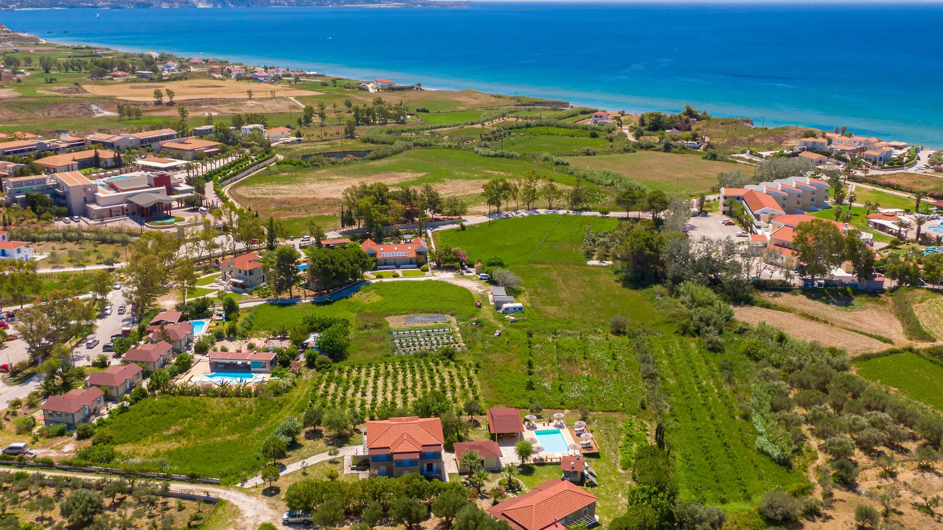 Aggelina'S Apartments Lixouri Xi Beach