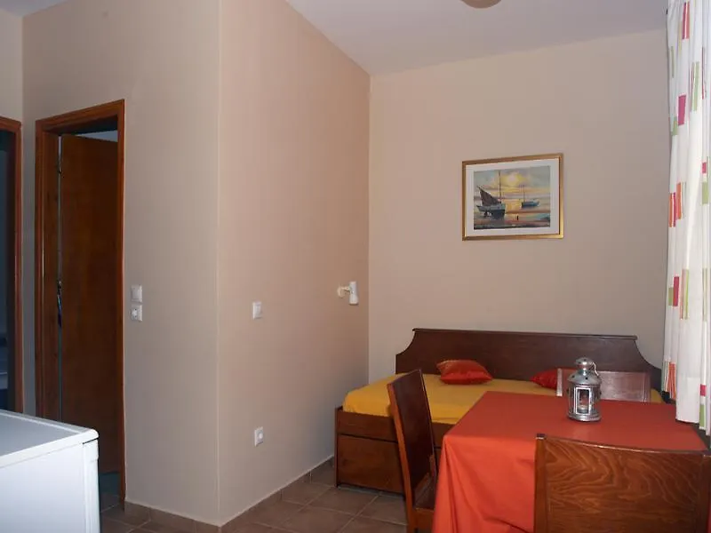 Aggelina'S Apartments Lixouri 0*, Xi Beach